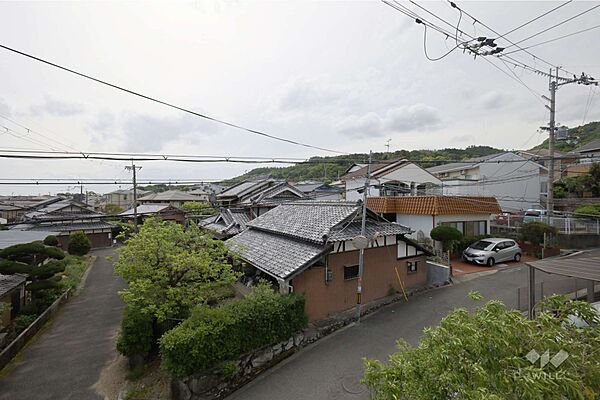 2階バルコニーからの眺め（北西方向）［2026年5月4日撮影］