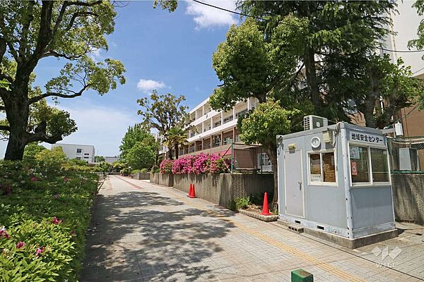 萱野東小学校[公立]の外観