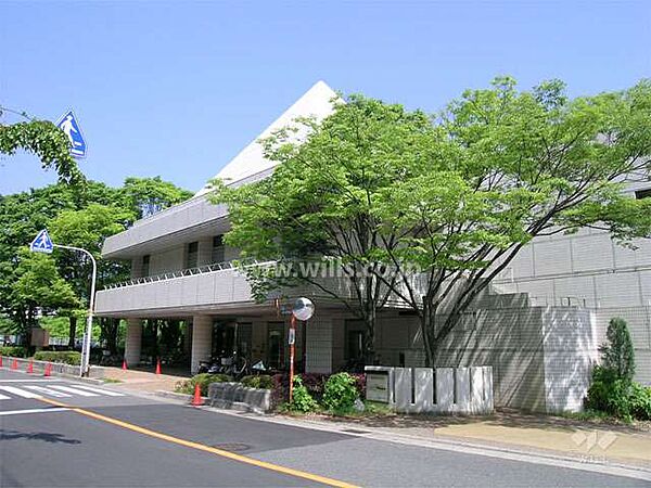 東図書館の外観
