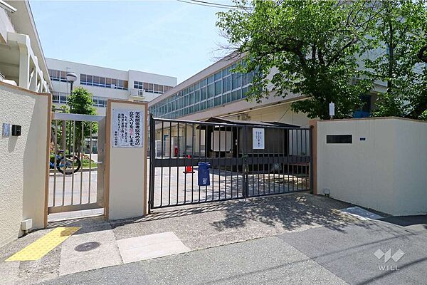 秦野小学校[公立]の外観