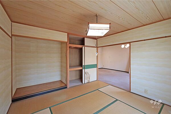 南側和室。襖を開ければリビングと空間がつながりより広く感じられます。［2026年9月1日撮影］