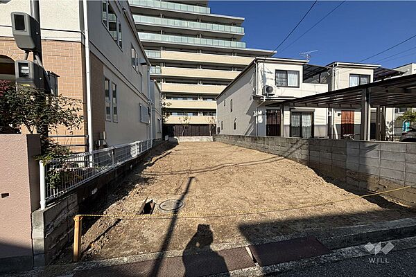 外観：327002226699