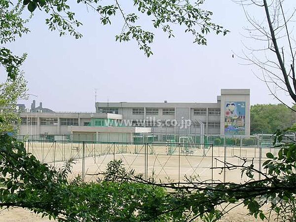 第九中学校[公立]の外観