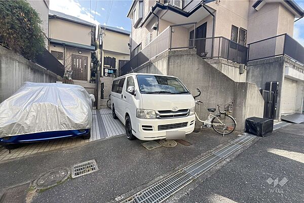 物件の駐車スペース［2025年12月12日撮影］