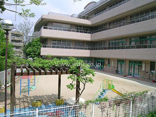 東豊中こども園（幼保連携型）[公立]の外観