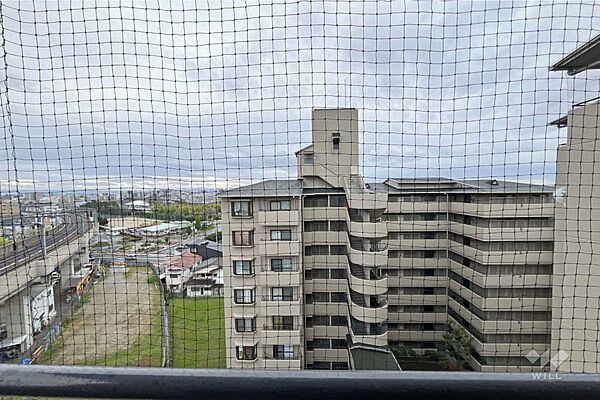 バルコニーからの眺め（南方向）7階部分のため採光・風通し良好です！