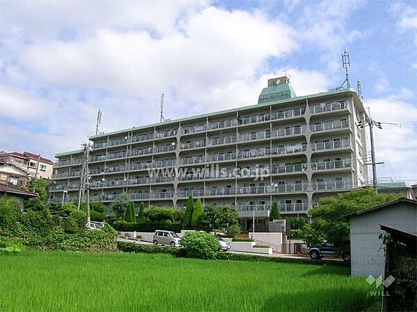 外観：327002341506