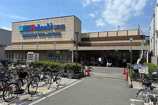 スーパーマルハチ(園田店)の外観