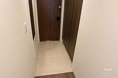 玄関［2026年6月4日撮影］※AIによる小物消しを施しております。