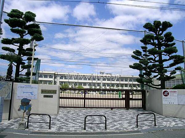 豊南小学校[公立]の外観