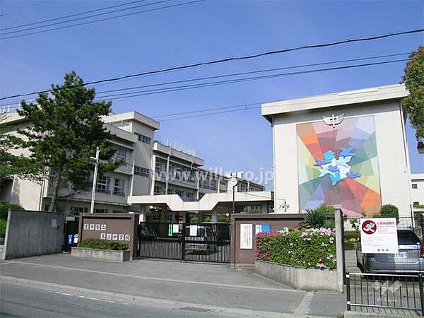 第三中学校[公立]の外観