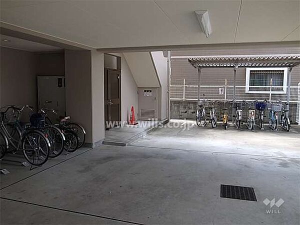 駐輪場