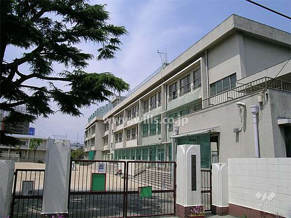 蛍池小学校[公立]の外観