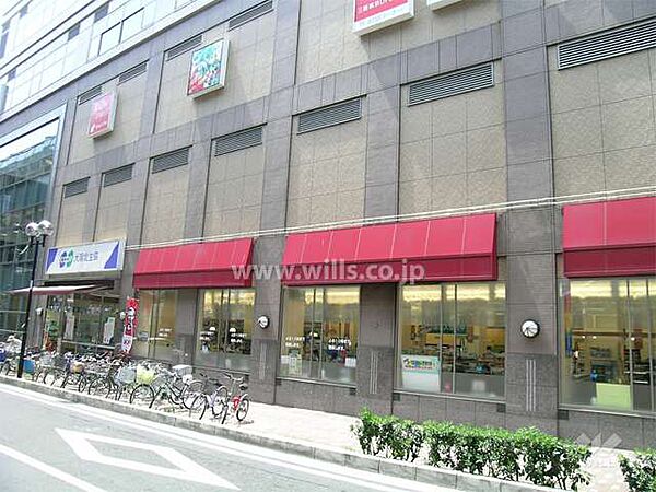コープ(蛍池)の外観