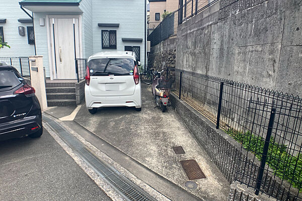 物件の駐車スペース［2026年8月3日撮影］