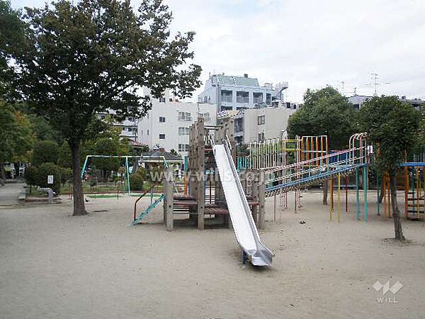 石橋駅前公園