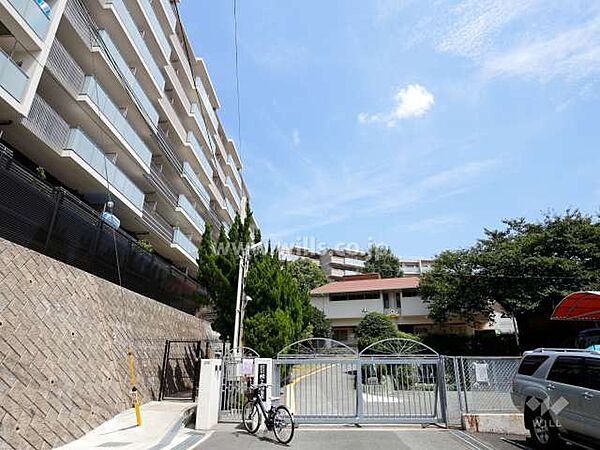 敷地内駐車場(屋内平面式)