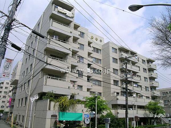 南千里ローズヴィラの外観（東面）