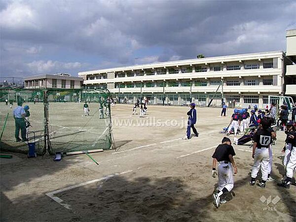 吹田第二小学校[公立]の外観