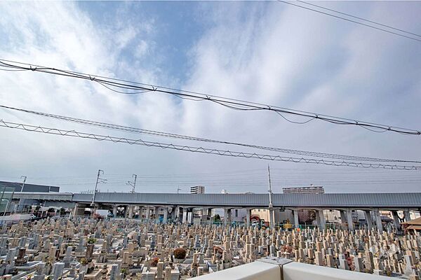 バルコニーからの眺め（2階北西方向）［2026年2月21日撮影］