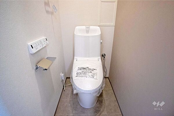 トイレシンプルで使い勝手の良いトイレです。