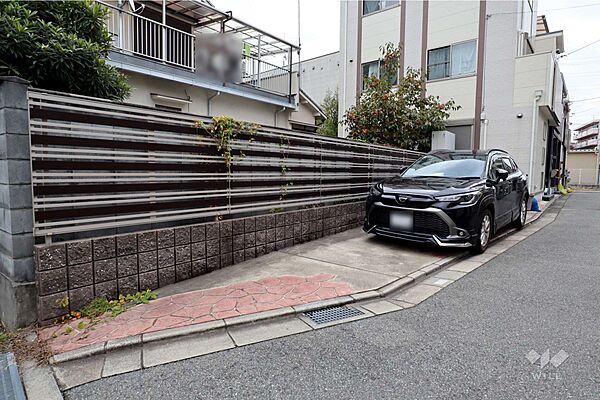 駐車スペース［2025年11月27日撮影］