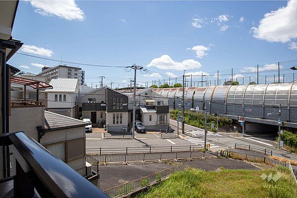 バルコニーからの眺め（3階西側南西方向）［2026年5月29日撮影］