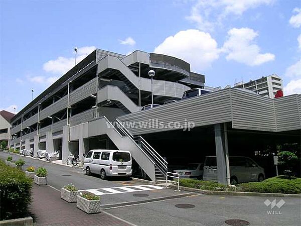 駐車場棟