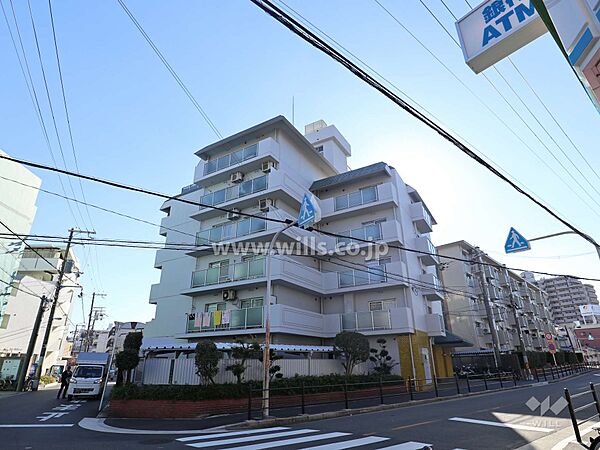 カーサ東淀川の外観(北東側から)