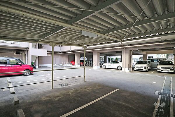 敷地内駐車場(屋外平面式・屋内平面式)