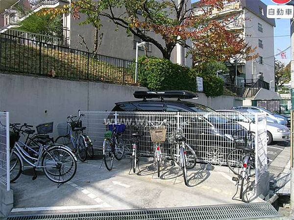 左がB棟、右がC棟
