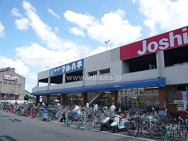 スーパーマルハチ(杭瀬店)の外観