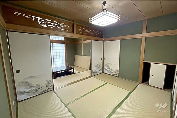 1階和室6帖。二部屋つなげて広々とお使いいただくこともできます。［2026年6月23日撮影］