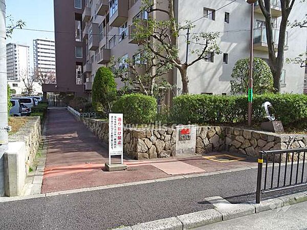 エントランスアプローチ