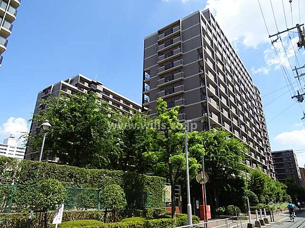 ソシエ北大阪1号棟の外観（北西側から）