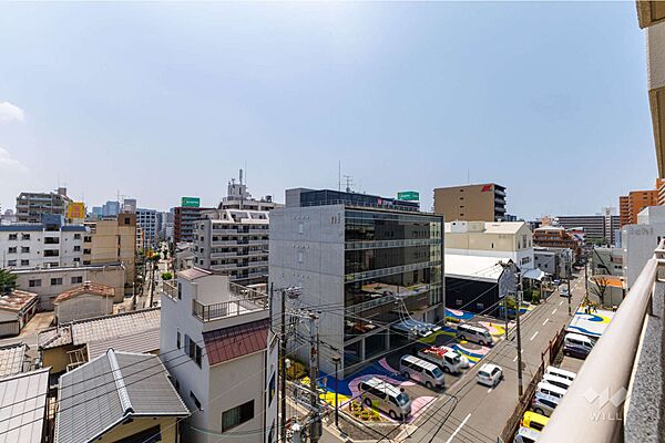 バルコニーからの眺め（南西方向）［2026年7月24日撮影］
