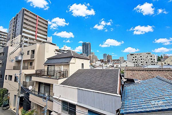 バルコニーからの眺め（北東方向）［2026年7月2日撮影］