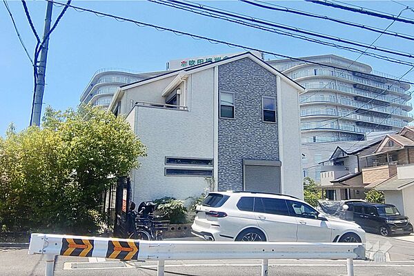 物件の外観（東側から）陽当たり良好です。