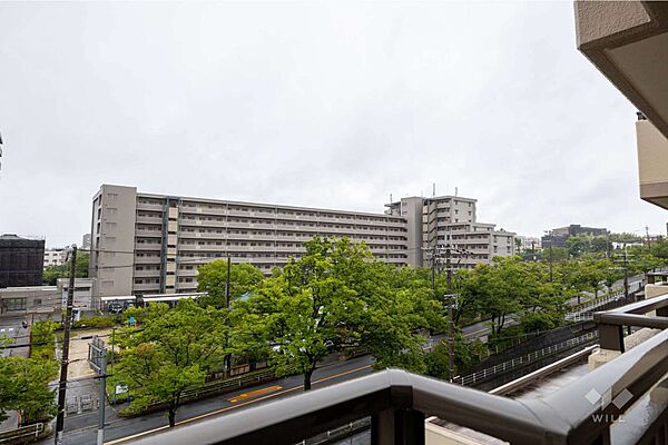バルコニーからの眺め（南東方向）［2026年6月23日撮影］