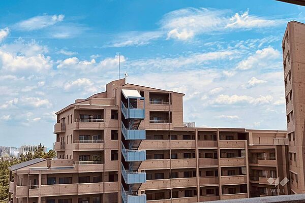 バルコニーからの眺め閑静な住宅地です。（南東方向）