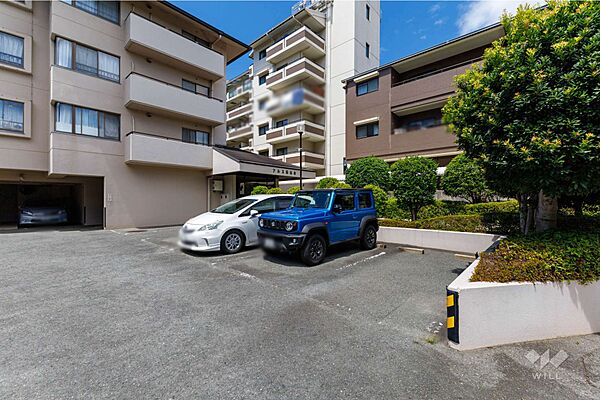 敷地内駐車場(屋外平面式)