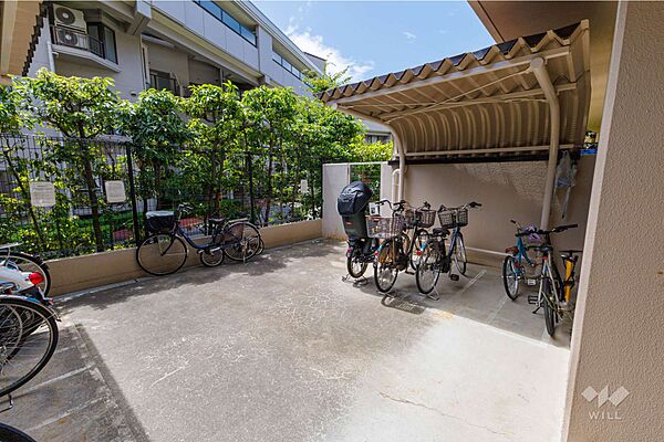 駐輪場