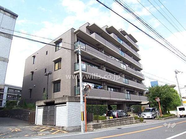 ガーデンステイツ千里丘吹田・山手通りの外観(南西側から）