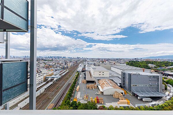 バルコニーからの眺め（西側南西方向）日当たり・通風良好です！