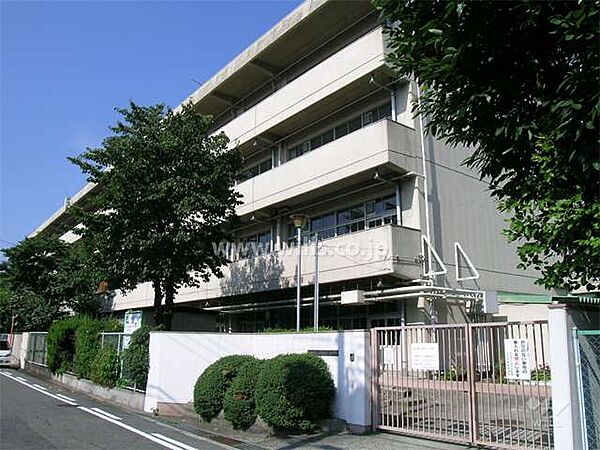 吹田第六小学校[公立]の外観