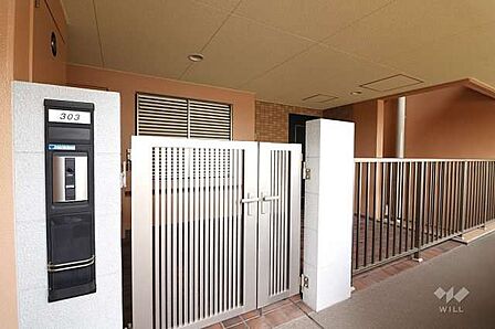 物件の玄関