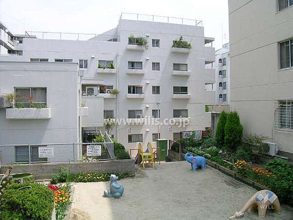敷地内の公園
