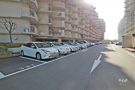 敷地内駐車場(屋外平面式)