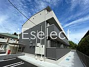 東金駅よりバス7分 徒歩9分 築2年2ヶ月 3階建の賃貸物件