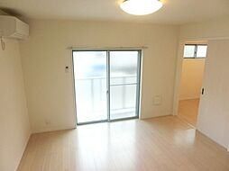 JR京葉線 蘇我駅 徒歩13分の賃貸アパート 3階1LDKのリビング/ダイニング